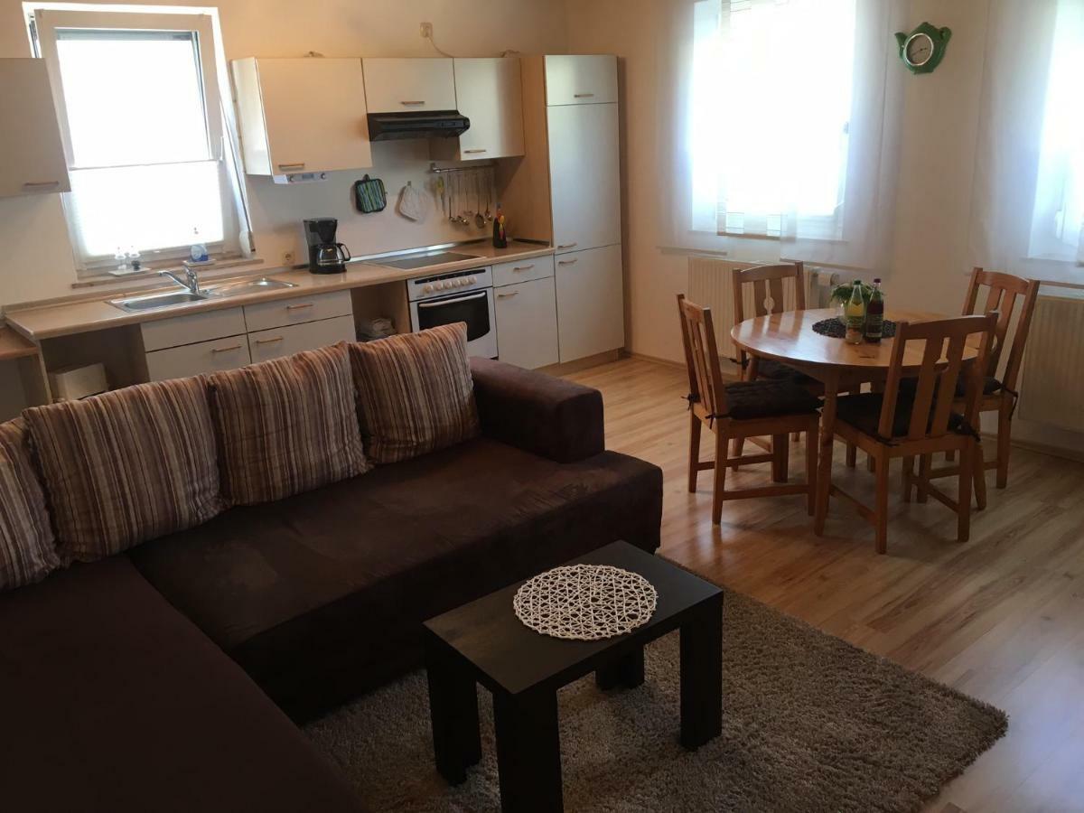Rauch Apartment *